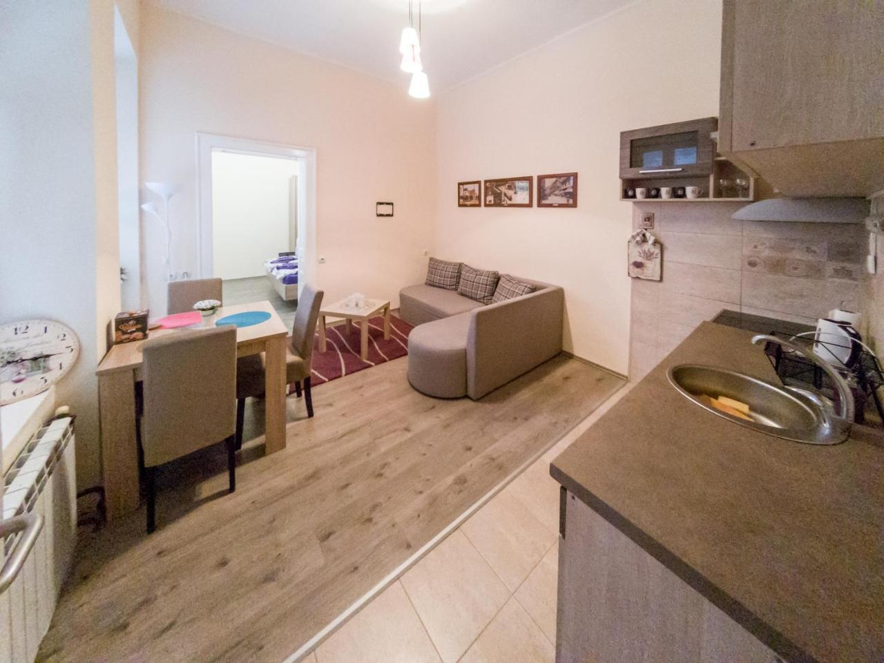 Apartment Ema Belgrado Buitenkant foto
