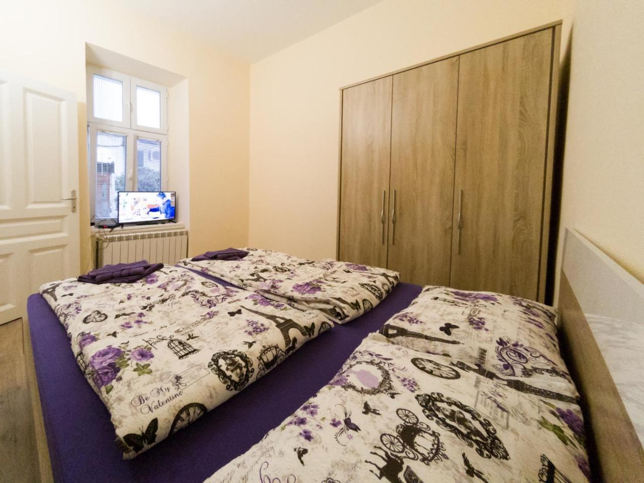 Apartment Ema Belgrado Buitenkant foto