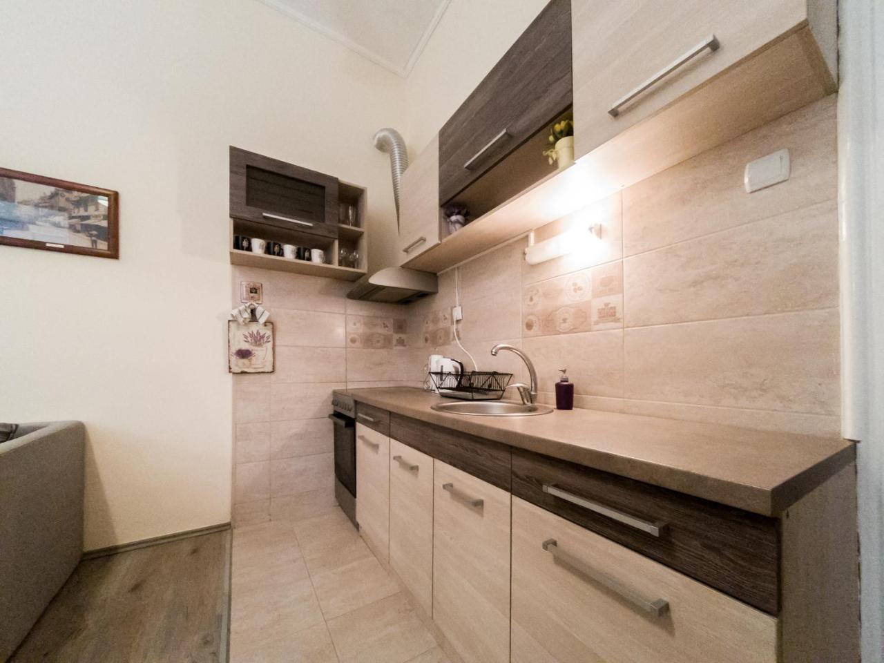 Apartment Ema Belgrado Buitenkant foto